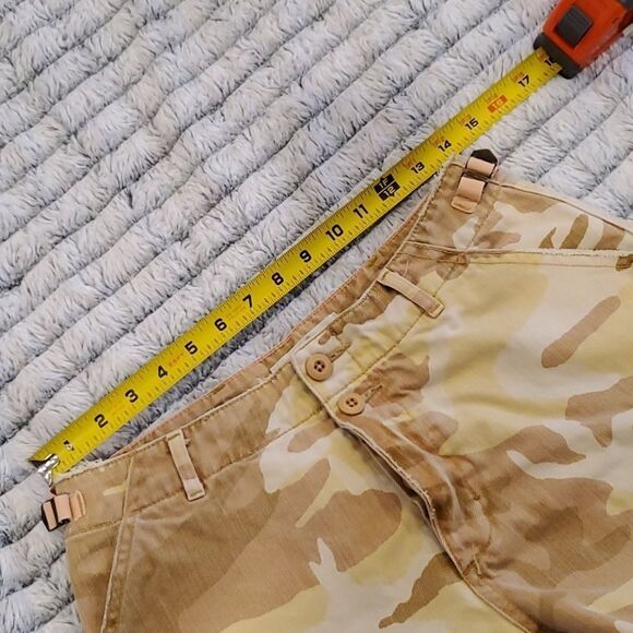 Free People commander cutoff camo shorts sz 4 - Picture 13 of 13